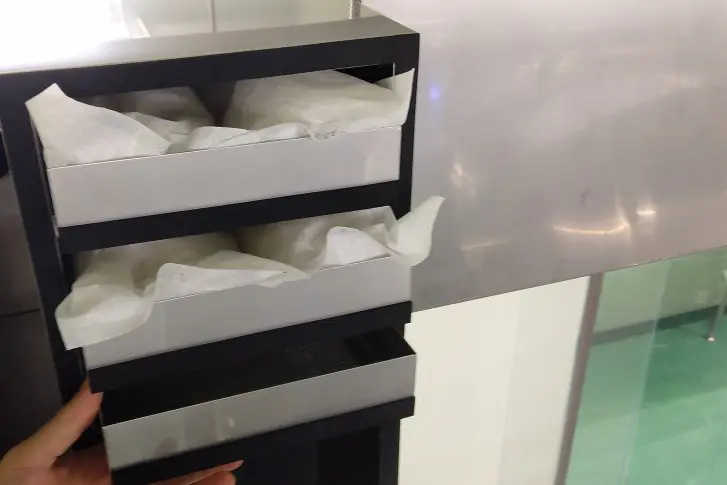 中和消臭器に設置した消臭剤