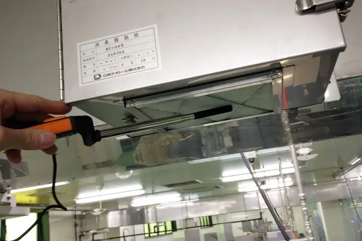 消臭器の風量を測定