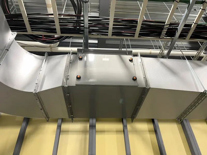 プラスチック製造工場の塗装臭に設置した脱臭フィルター2