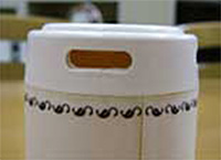 森のカプセル空気孔2